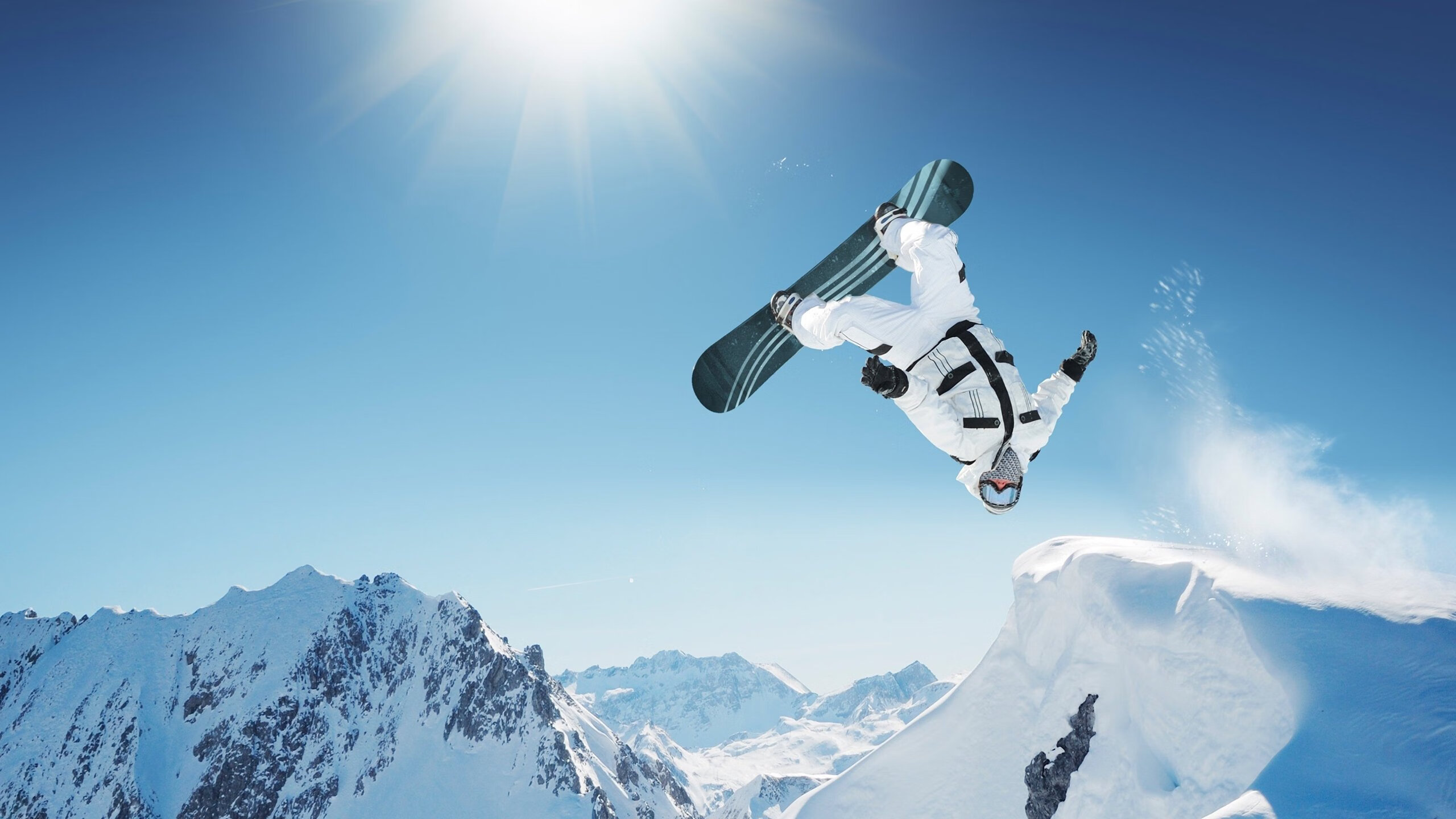 “羽毛球:简阳文体中心赛场的绝杀时刻令人热血沸腾”